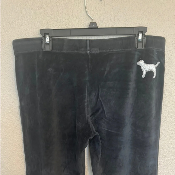 Black Velour Low Rise Flare Pants with Logo from Victoria’s Secret - Picture 6 of 11